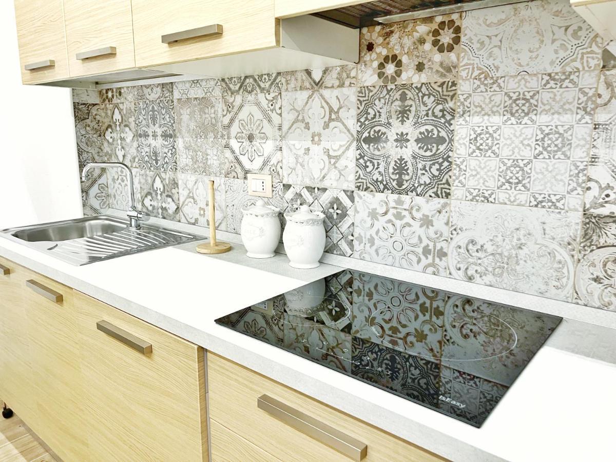 Luxury Tugurio Villa อาร์มา ดิ ตัจจา ภายนอก รูปภาพ